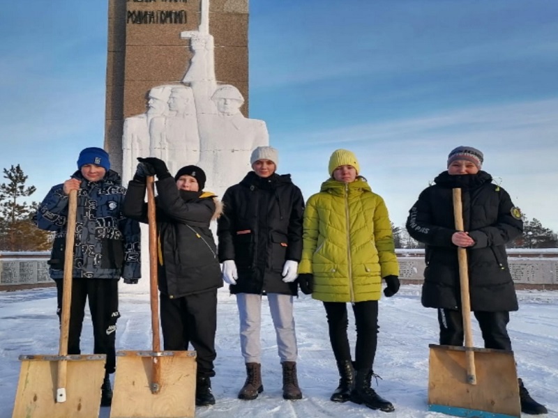 Акция &amp;quot;Снежный десант&amp;quot; Наша память-это наши дела! .