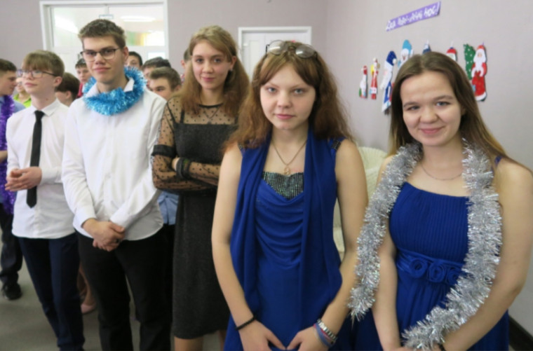 Новогодний праздник «Мы встречаем Новый год»..