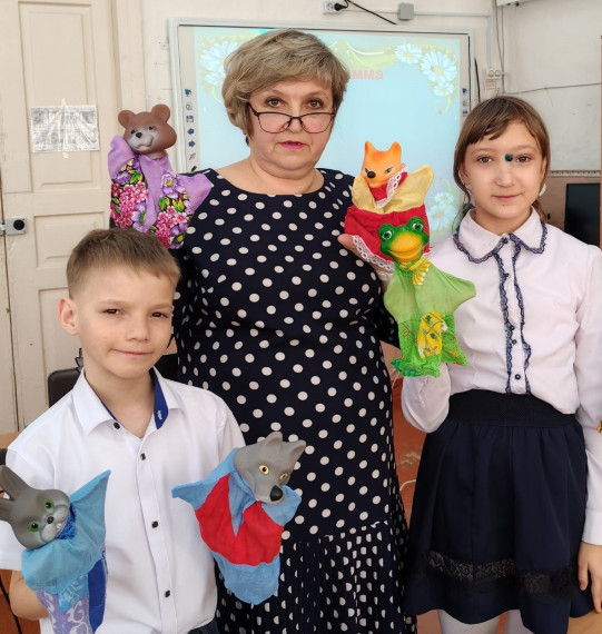 Внеклассное мероприятие в начальной школе "Загадочный мир сказок"..